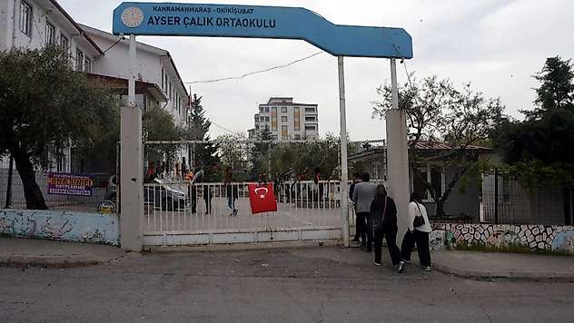 Kahramanmaraş'taki okul saldırısında ölenlerin sayısı 11'e yükseldi
