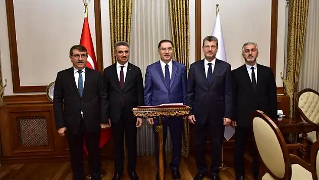 Kamu Başdenetçisi (Ombudsman) Şeref Malkoç, Vali Aydın Baruş'u Ziyaret Etti