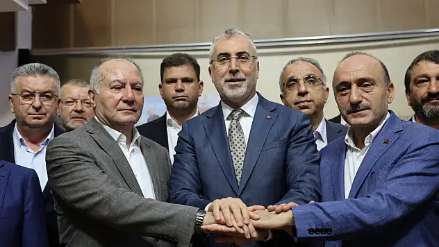 Kamu işçileri için çerçeve protokol imzalandı: 2025 için ilk 6 ayda yüzde 24, ikinci 6 ayda yüzde 11 zam