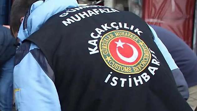 Kapıkule'de 33 milyon liralık kaçak eşya operasyonu