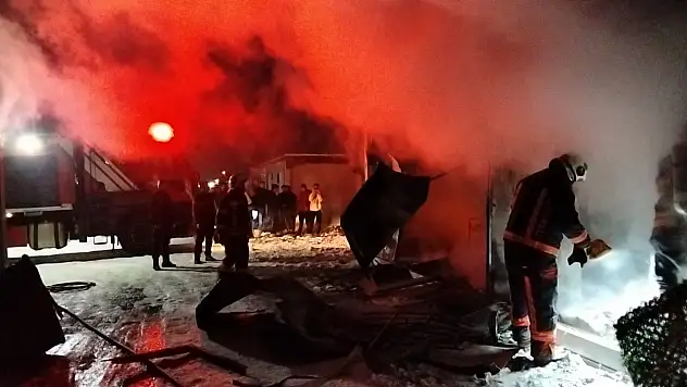 Katar Konteyner Kent'te Yangın