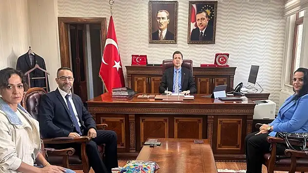 Kaymakam Kızılgüneş ile Gazetecilerden Samimi Buluşma