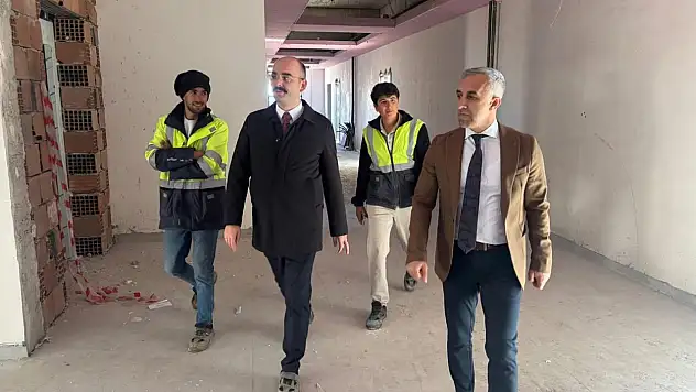 Kaymakam Sungur TOKİ'deki okul inşaatlarını inceledi