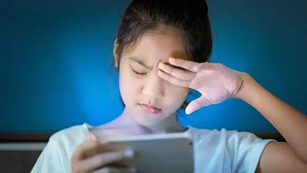 Koronavirüs 'Bilgisayar Görme Sendromu' riskini artırdı