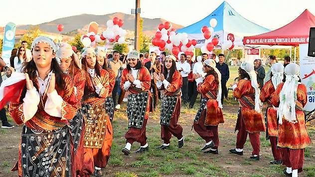 Koruyucu Aile Şenliği'nde Sevgi ve Dayanışma Buluşması