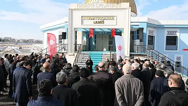 Kubbetü's-Sahra Camii İbadete Açıldı, Malatya'ya İrfan Merkezi Kazandırıldı