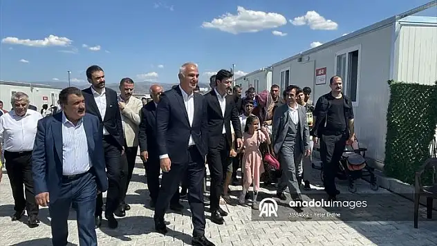 Kültür ve Turizm Bakanı Ersoy, Malatya'da ziyaretlerde bulundu