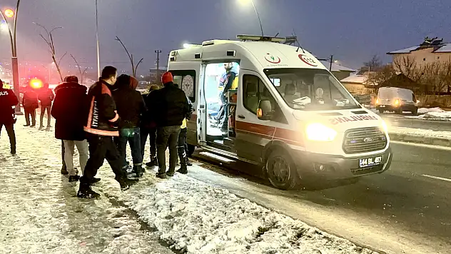 Kuzey Kuşak Yolu'nda Korkutan Kaza: İşçi Servisi Ters Döndü