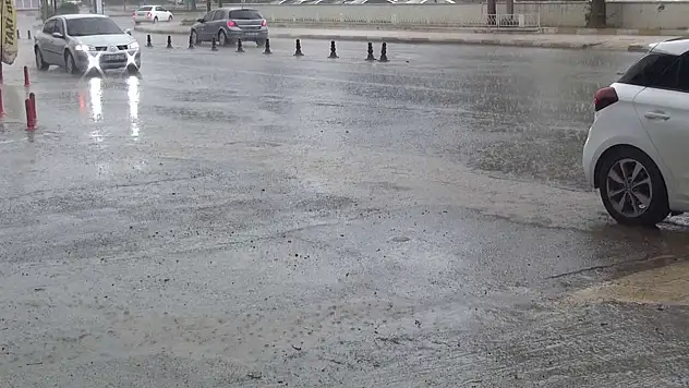 Kuzey ve batıda sağanak yağış uyarısı