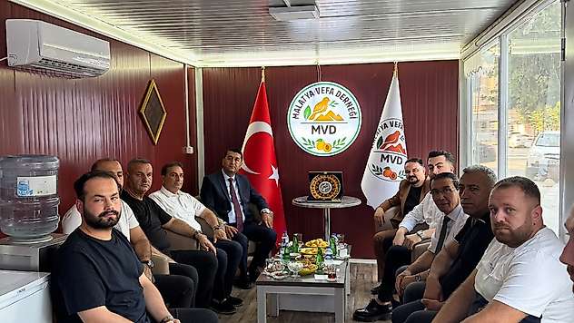 Mahmut Boyraz'dan Malatya Vefa Derneği'ne ziyaret