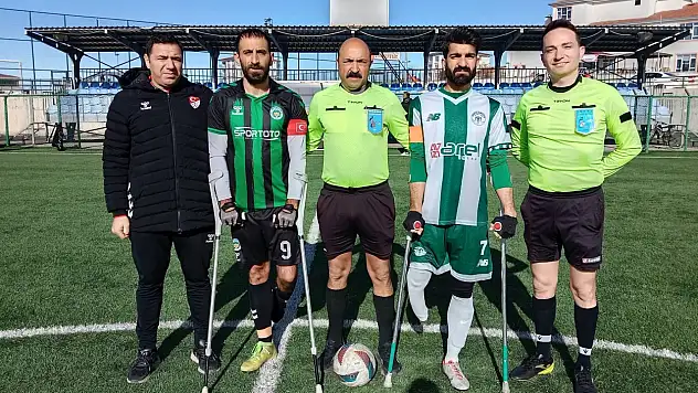 Malatya Belediyesi Ampute Spor, sahasında konuk ettiği Konya Ampute Spor'a 3-2 mağlup oldu.