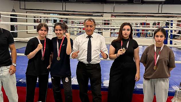 Malatya Boks Takımı Türkiye Şampiyonası İçin Amasya'ya Uğurlandı
