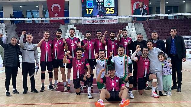 Malatya Büyükşehir Belediye Voleybol Takımı 3  Hatay Üzümdalı Gençlik Spor 0