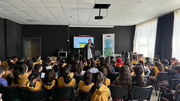 Malatya Büyükşehir Belediyesi   Farkındalık Eğitimlerine Devam Ediyor