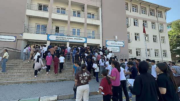 Malatya'da 10 Bin Öğrenci LGS Heyecanı Yaşadı