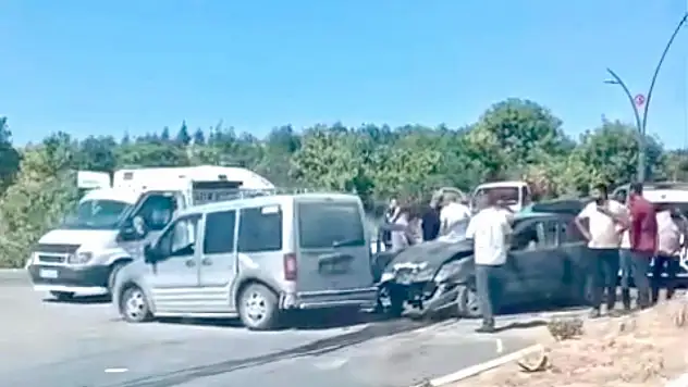 Malatya'da 4 aracın karıştığı kazada 9 kişi yaralandı