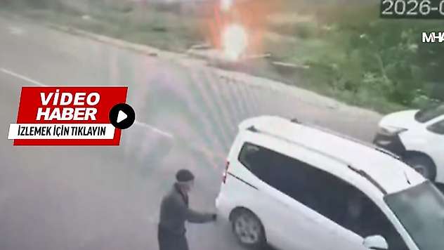 Malatya'da Ağaca Yıldırım Düştü, O Anlar Kamerada