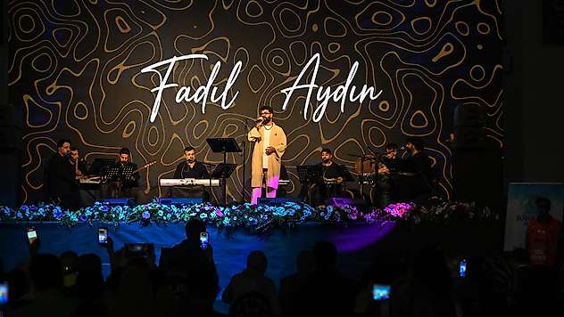 Malatya'da Anneler Günü'ne Özel Fadıl Aydın Konseri Yoğun İlgi Gördü