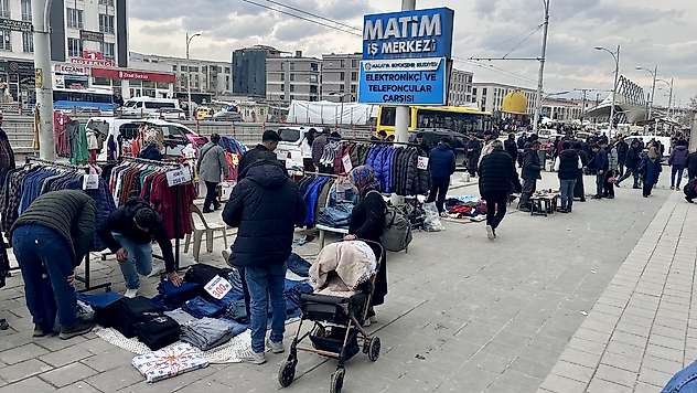 Malatya'da Arefe Yoğunluğu: Çarşı ve Pazarlarda İnsan Seli