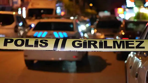 Malatya'da Bıçaklı Kavga: Bir Kişi Ağır Yaralandı, İki Şüpheli Gözaltında