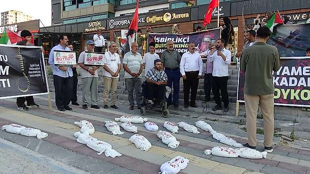 Malatya'da Burger King Protestosu 14'üncü Haftasında: Boykot Çağrısı Sürüyor