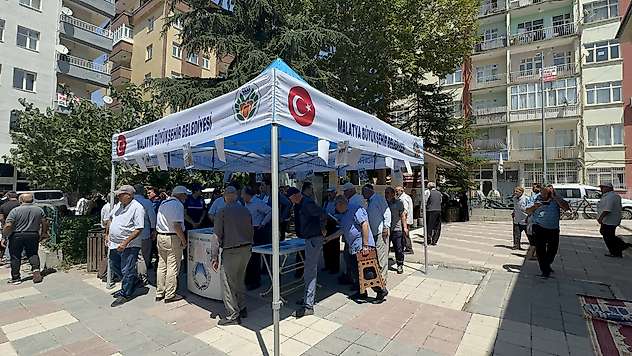 Malatya'da Dilencilere Karşı Farkındalık Seferberliği: Cami Çıkışında Broşür Dağıtıldı