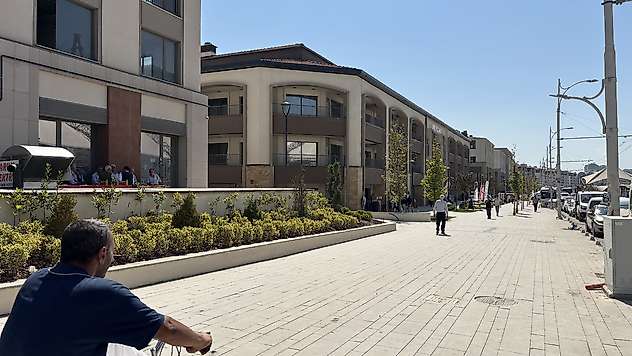 Malatya'da Konteyner İş Yerleri Kaldırılıyor: Esnaf Kalıcı Dükkânlarına Taşındı