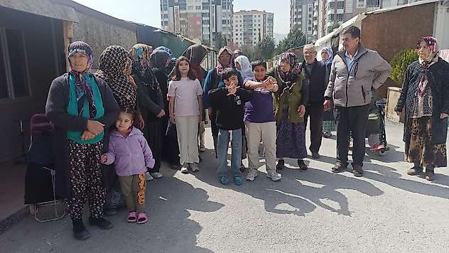 Malatya'da konteyner tahliyesine eğitim tepkisi