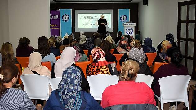 Malatya'da Kronik Hastalıklara Karşı Farkındalık Konferansı