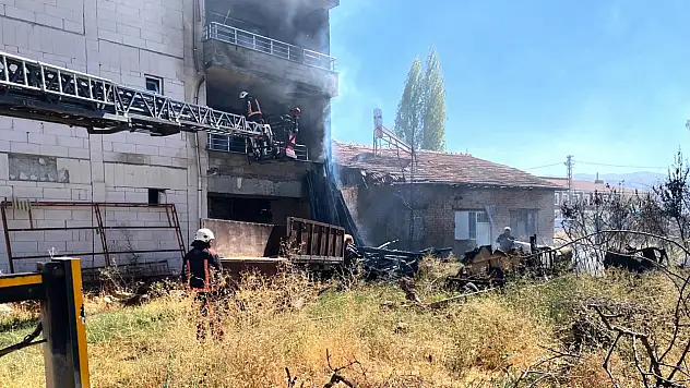 Malatya'da Küs Kardeşlerin Anız Kavgası Yangınla Sonuçlandı