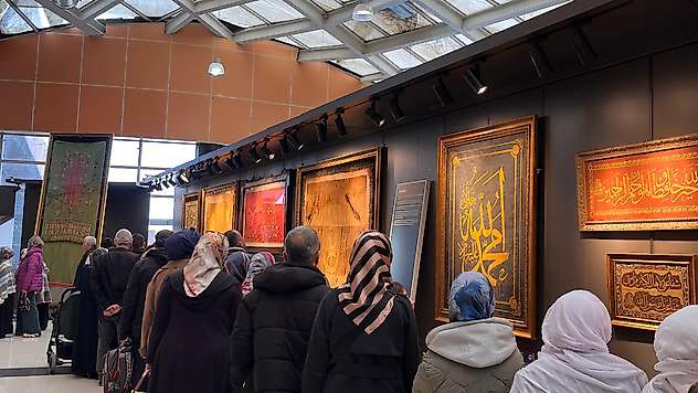 Malatya'da Kutsal Emanetler Sergisi Ziyaretçi Akınına Uğradı