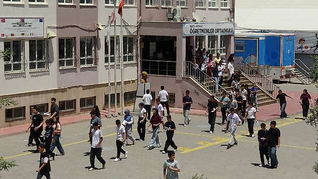 Malatya'da LGS Maratonu Sona Erdi: Öğrenciler Matematikte Zorlandı