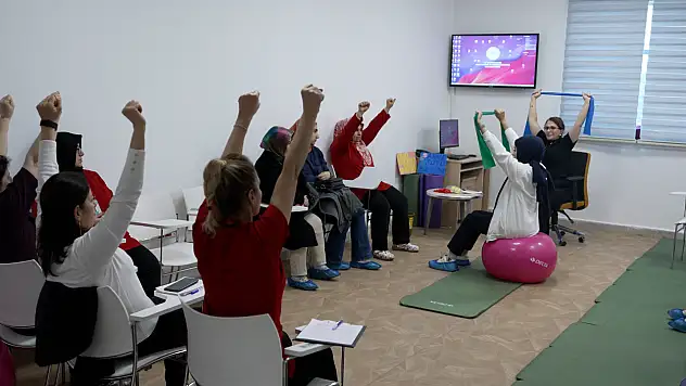 Malatya'da Menopoz Okulu'ndan Kadınlara Ücretsiz Eğitim Desteği