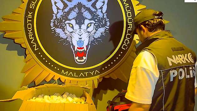 Malatya'da Narkotik Operasyonu: 36 Bin 798 Sentetik Hap Ele Geçirildi
