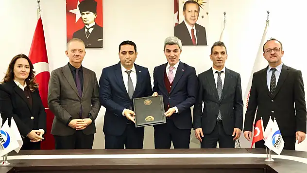 Malatya'da Öğretmenlere Afet Sonrası Psikososyal Destek Projesi