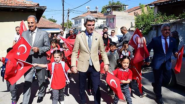 Malatya'da Okula İlk Adım 'Amin Alayı' ile Atıldı