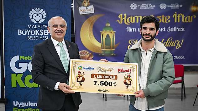 Malatya'da Ramazan Coşkusu: Başkan Sami Er Üniversite Öğrencileriyle Bilgi Yarışmasında