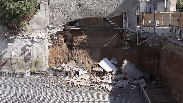 Malatya'da Tehlike Büyüyor: Tahliye Edilen Binada Yeniden Toprak Kayması