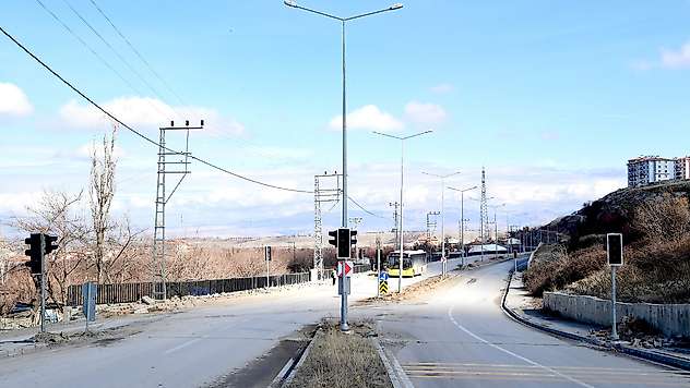 Malatya'da Trafik Güvenliği İçin Yeni Sinyalizasyon Hamlesi