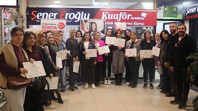 Malatya'da Ücretsiz Kuaför Kursunu Tamamlayanlara Sertifika