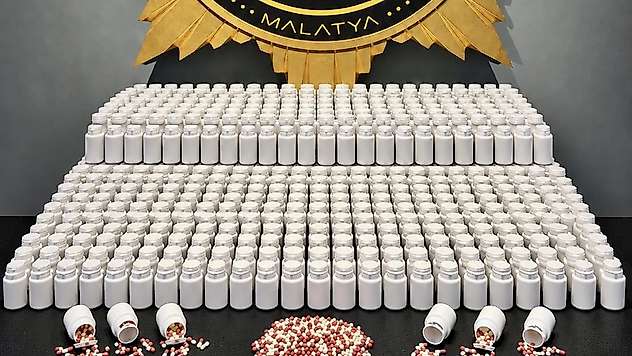 Malatya'da Uyuşturucu Operasyonu: 46 Bin 189 Hap Ele Geçirildi