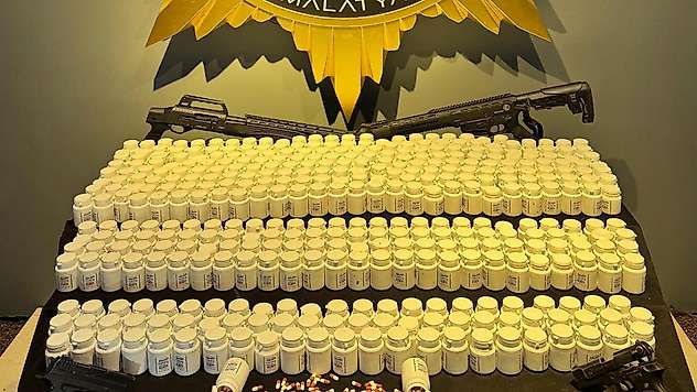 Malatya'da uyuşturucu ve silah operasyonu: 4 gözaltı