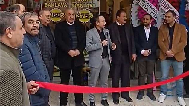 Malatya'da Yeni Lezzet Noktası Açıldı: Seydanlı Baklavaları & Şarküteri Hizmete Girdi