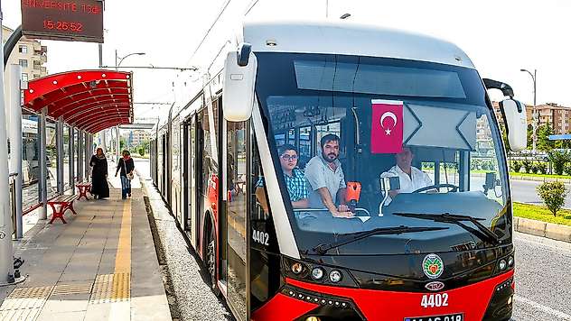 Malatya'da YKS Adaylarına ve Velilere Toplu Ulaşım Ücretsiz