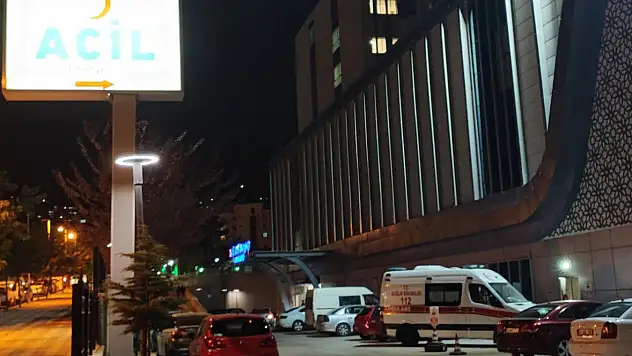 Malatya'da yol verme tartışması bıçaklı kavgaya dönüştü: 4 yaralı