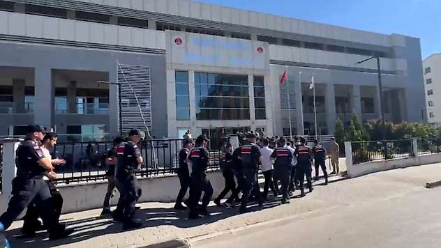 Malatya Dahil 31 İlde Göçmen Kaçakçılığı Operasyonu: 21 Tutuklama