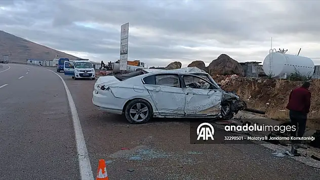 Malatya'daki trafik kazasında 3 kişi yaralandı