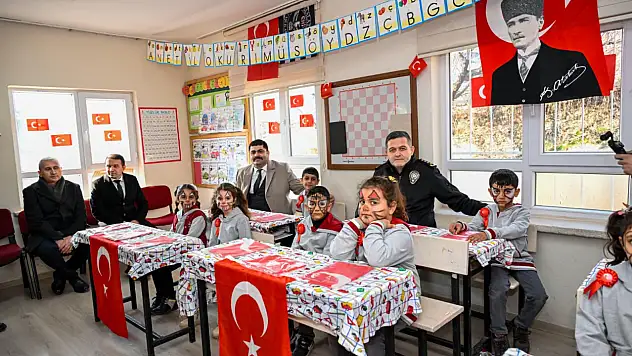 Malatya Emniyetinden Öğrencilere Anlamlı Ziyaret