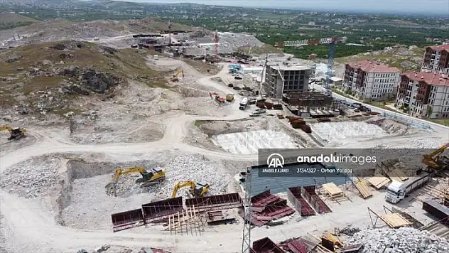 Malatya Gelinciktepe'de depremzedeler için 1799 konut inşa ediliyor