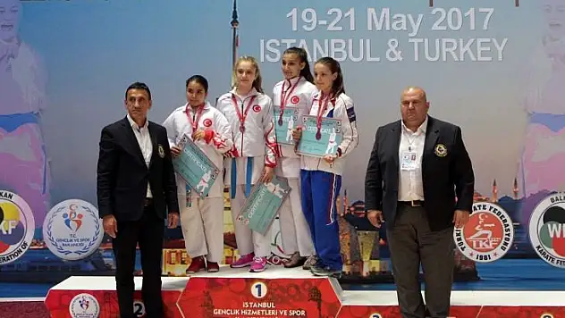 Balkan Şampiyonu Mektebim'de